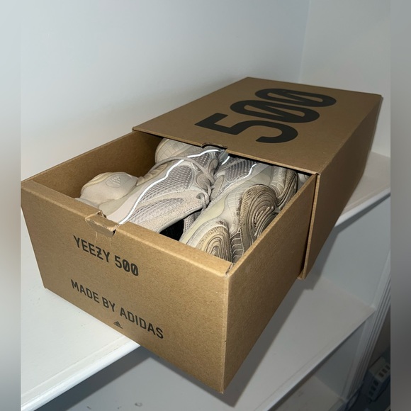 YEEZY 500 BLUSH Sneakers - 9 US MENS/ 10 US WOMENS 2018 - Picture 3 of 13